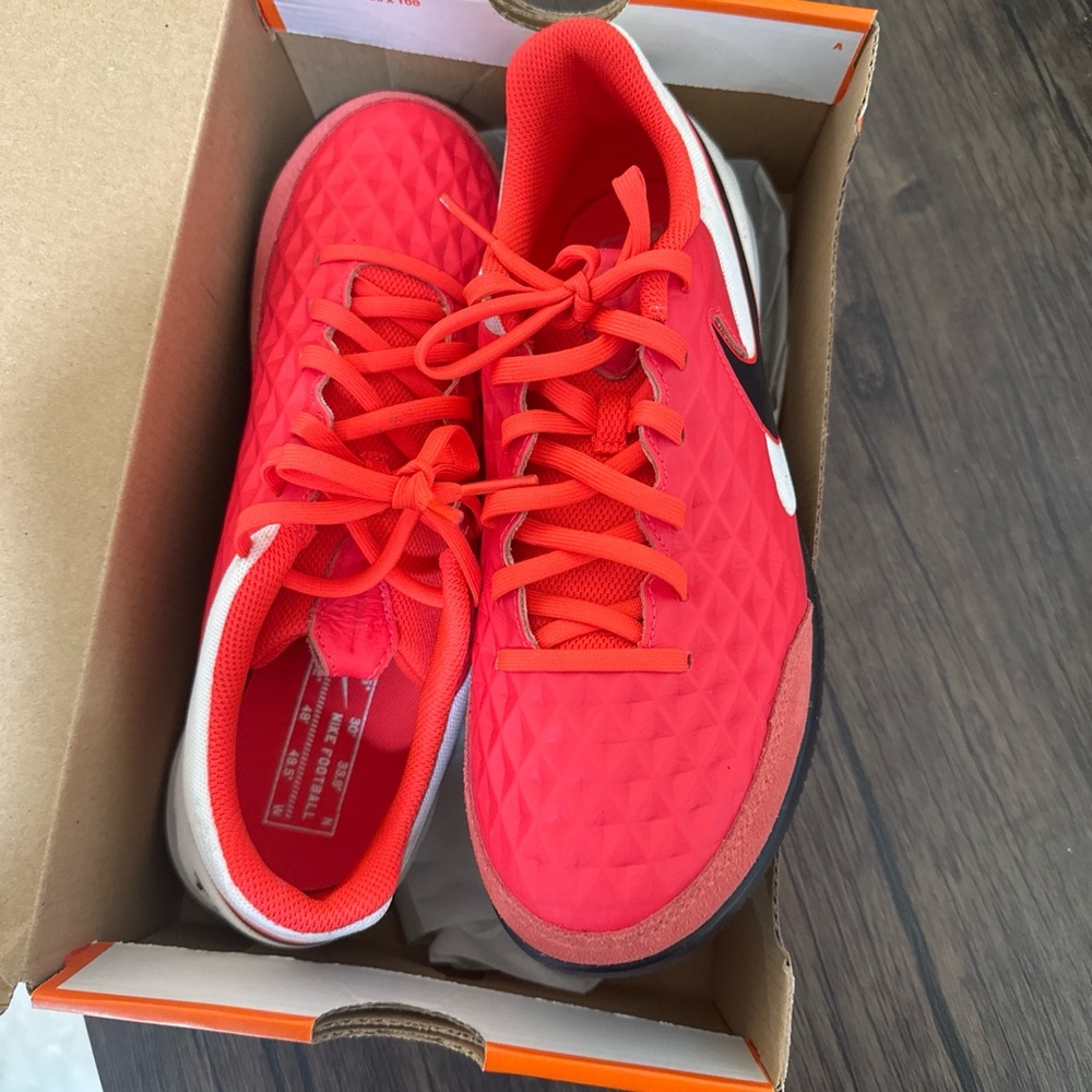 Nike Bright Red Sports Shoes